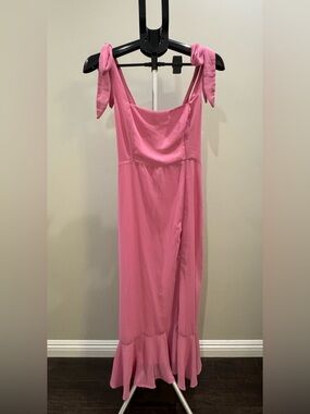 Lulu’s Pink Midi Dress